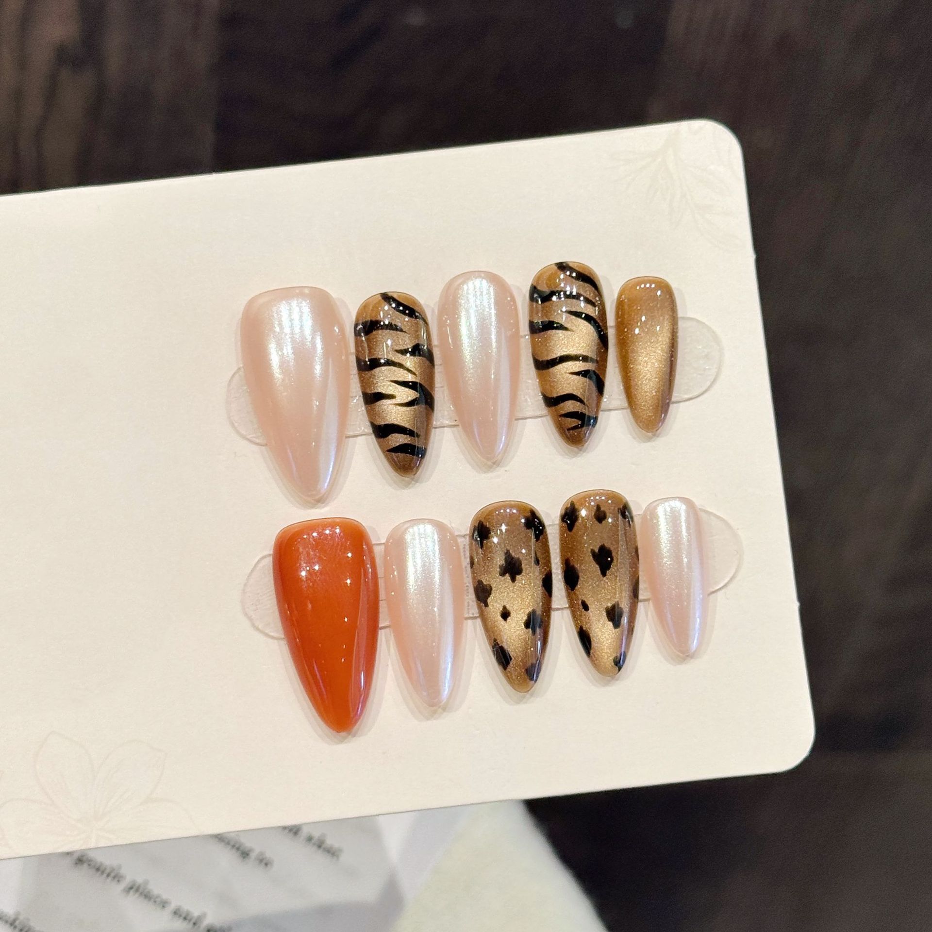 Nail Art Zebra Design - 10 قطعة اللوز اليدوية الصحافة على
