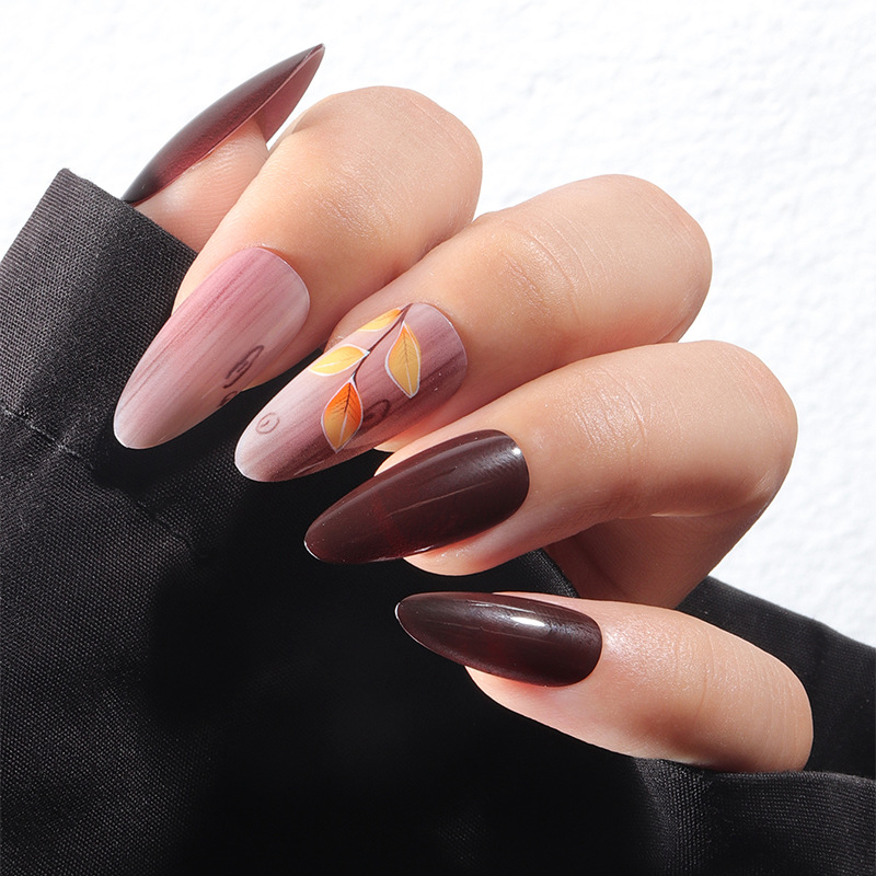 24 قطعة من الأظافر الاصطناعية  - مراجعة Nail Art Red Cherry وسعره
