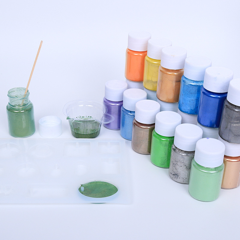 مسحوق الأظافر اللؤلؤ ضئيلة ، ب - مراجعة Nail Glitter Chrome وسعره