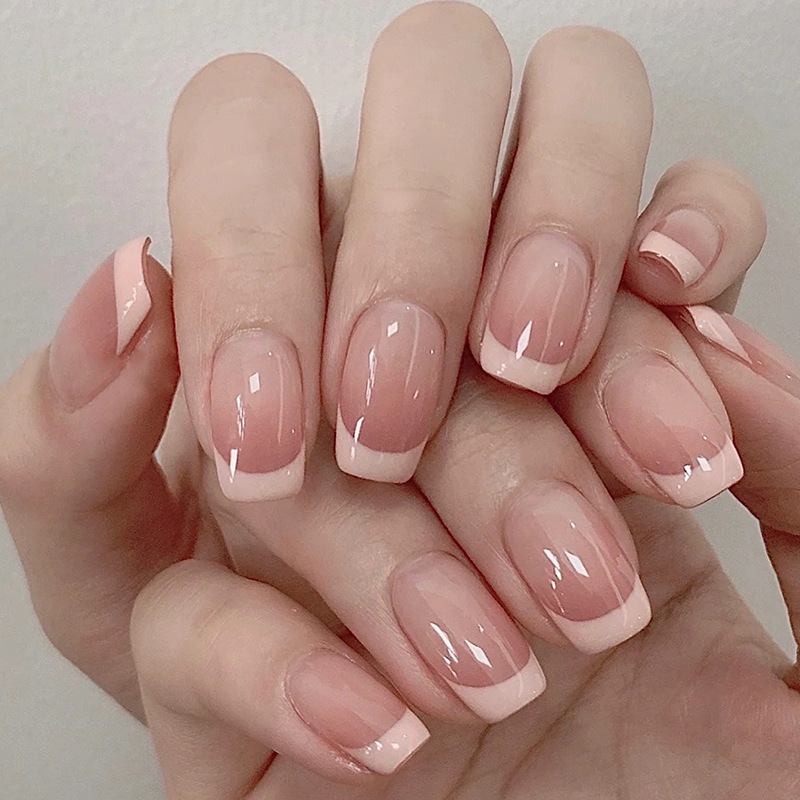 أظافر مزيفة من الكرز الأحمر ال - مراجعة Nail Art Red Cherry وسعره