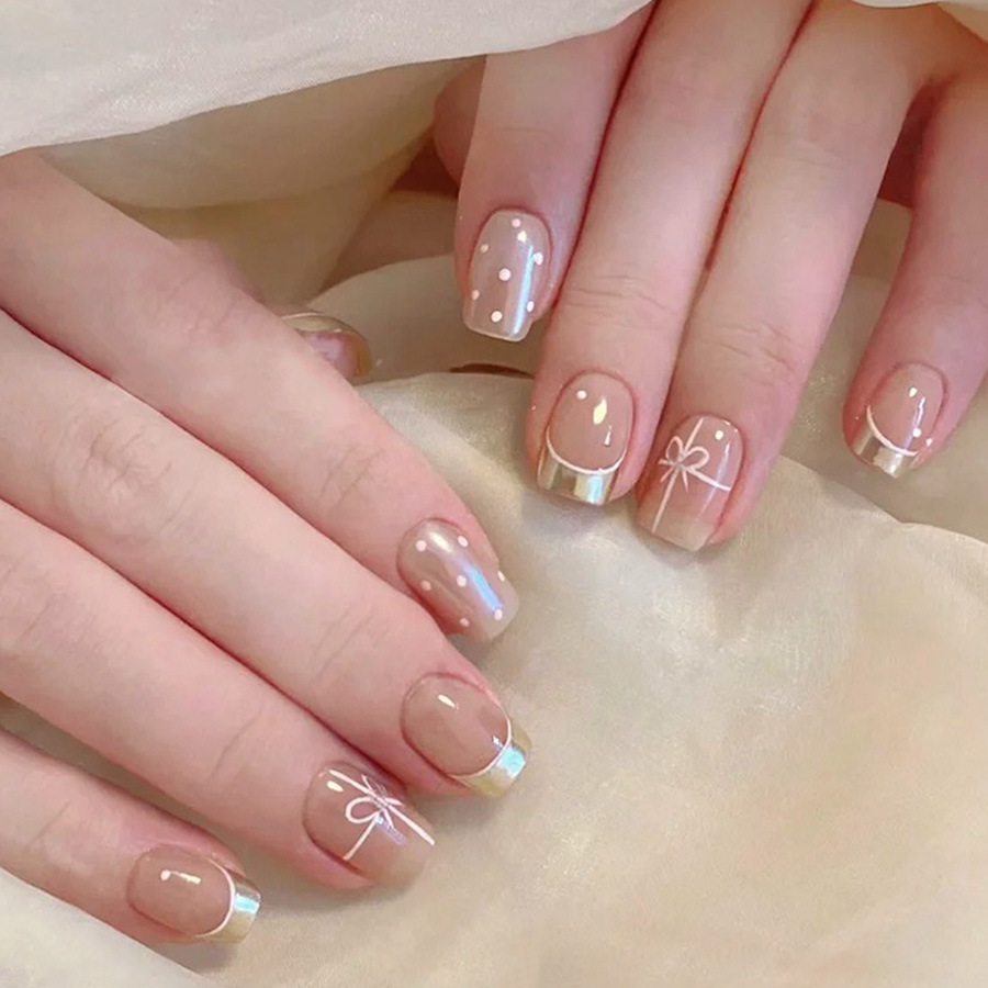أظافر صناعية قصيرة مربعة الشكل - مراجعة Nail Art Red Cherry وسعره