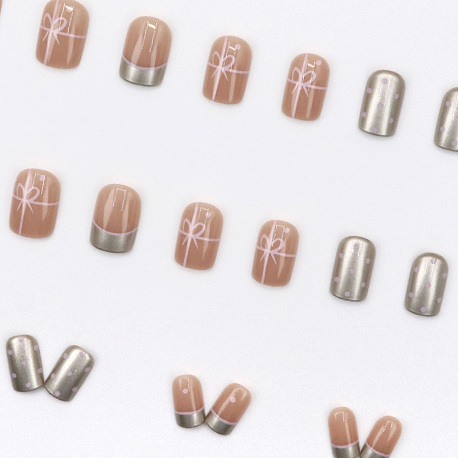 أظافر صناعية قصيرة مربعة الشكل - مراجعة Nail Art Red Cherry وسعره