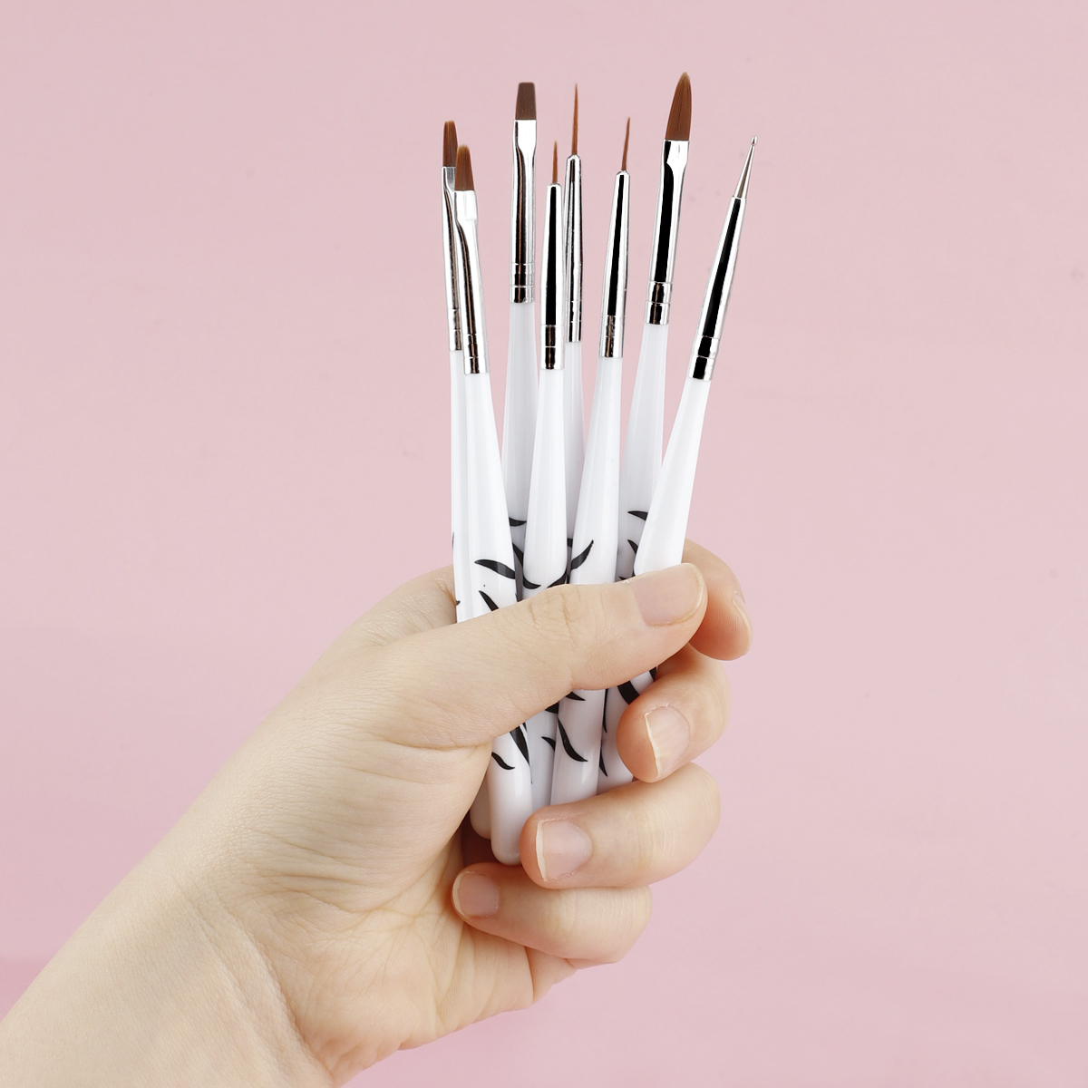 مجموعة فرش أظافر بمقبض على شكل - مراجعة Nail Art Zebra Design وسعره
